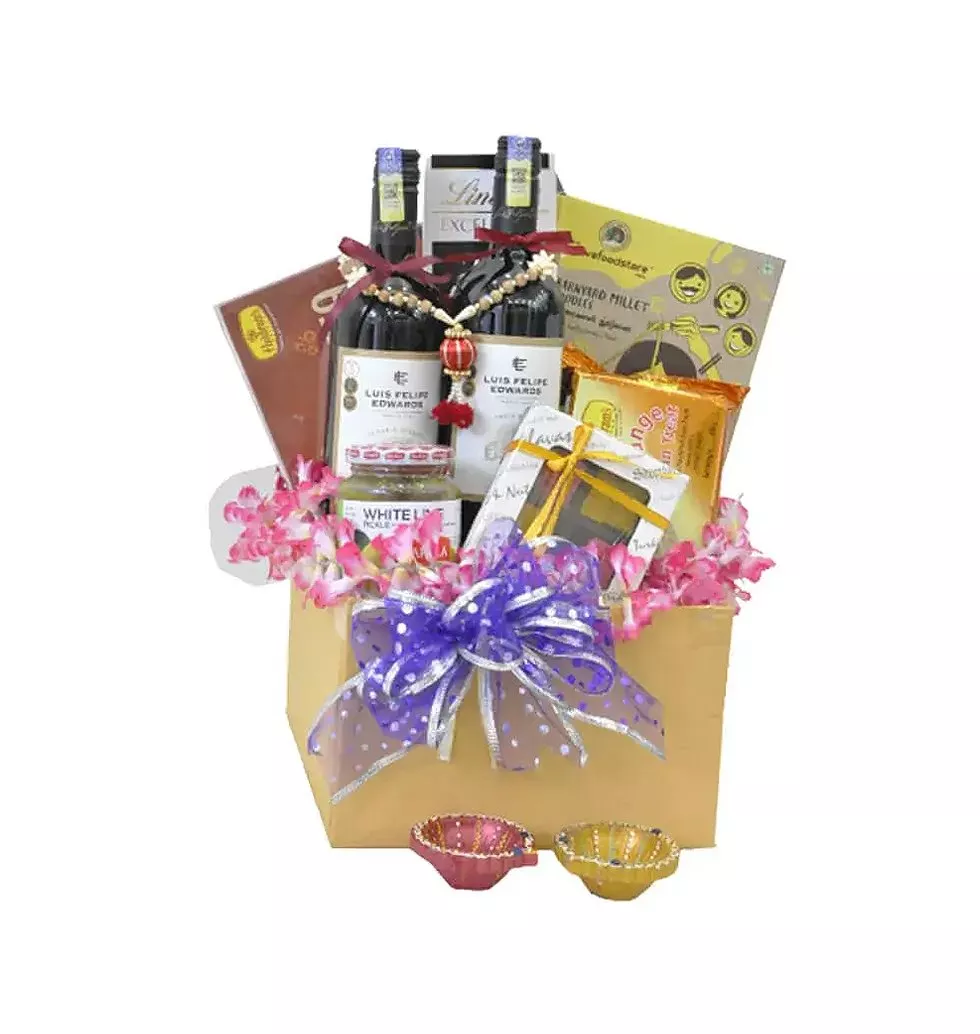 Gift Basket With Delectable Treats